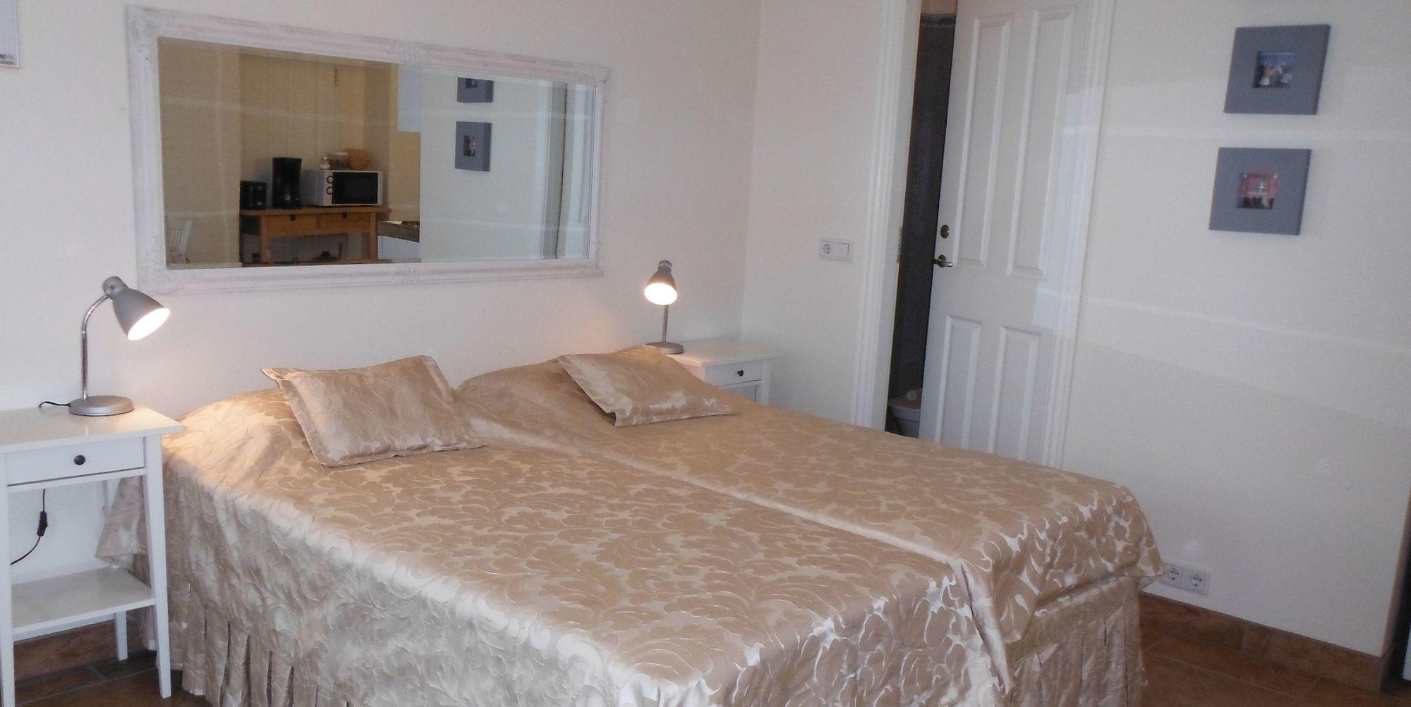 Three Sisters Apartments Reykjavik Ngoại thất bức ảnh